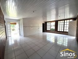 Casa com 02 dormitórios no bairro Campestre 