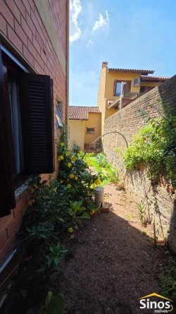 Sobrado com 06 dormitórios no Bairro Boa Vista 