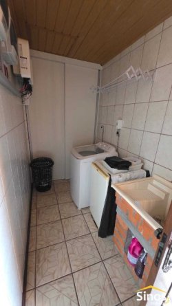 Sobrado com 06 dormitórios no Bairro Boa Vista 