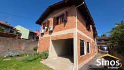 Sobrado com 06 dormitórios no Bairro Boa Vista 