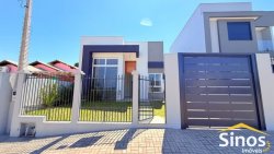 Casa com 03 dormitórios no bairro São Jorge  