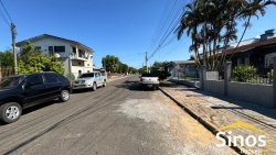 Casa com 02 dormitórios e uma suíte no bairro Canudos  