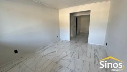 Casa com 02 dormitórios e uma suíte no bairro Canudos  