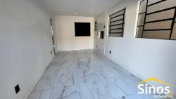 Casa com 02 dormitórios e uma suíte no bairro Canudos  