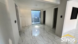 Casa com 02 dormitórios e uma suíte no bairro Canudos  