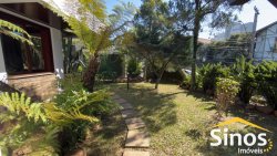 Casa com 04 dormitórios para locação no bairro Ideal   