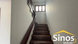 Casa com 04 dormitórios para locação no bairro Ideal   