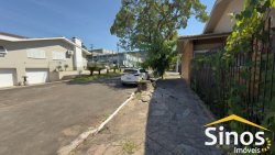 Casa com 04 dormitórios para locação no bairro Ideal 