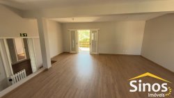Casa com 04 dormitórios para locação no bairro Ideal 