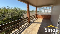 Casa com 04 dormitórios para locação no bairro Ideal 