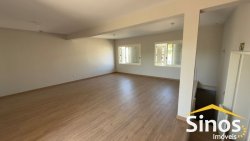 Casa com 04 dormitórios para locação no bairro Ideal 