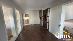 Casa com 04 dormitórios para locação no bairro Ideal 