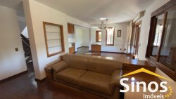 Casa com 04 dormitórios para locação no bairro Ideal 