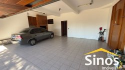 Casa com 04 dormitórios para locação no bairro Ideal 