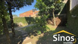 Casa com 04 dormitórios para locação no bairro Ideal 