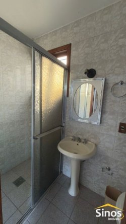 Casa com 04 dormitórios para locação no bairro Ideal 