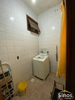 Casa com 03 dormitórios no bairro Vila Nova 