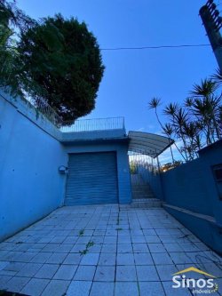Casa com 03 dormitórios no bairro Vila Nova 