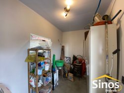 Casa com 02 dormitórios, sendo 01 suíte para locação no bairro Lomba Grande      
