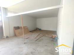 Prédio com 03 andares no bairro Vila Nova  