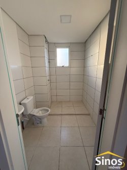 Apartamento com 02 dormitórios no Residencial Salgado Filho 