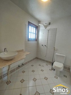 Casa com 03 dormitórios, sendo 01 suíte no bairro Rincão 