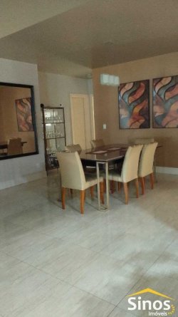 Casa mobiliada com 03 dormitórios, sendo 02 suítes no Bairro Primavera 