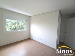 Apartamento com 02 dormitórios (01 Suíte) no Residencial Scharlau 