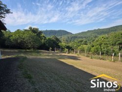 Sitio com 3,00 hectares no bairro Lomba Grande 
