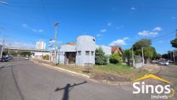Prédio comercial no bairro Ideal  