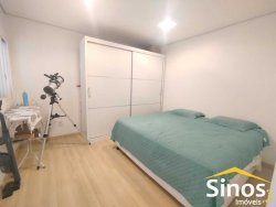Casa com 03 dormitórios, sendo 01 suite no bairro Petrópolis  