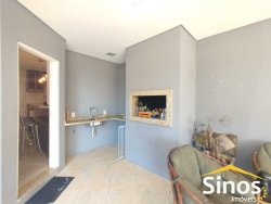 Casa com 03 dormitórios, sendo 01 suite no bairro Petrópolis  