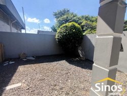 Casa com 03 dormitórios, sendo 01 suite no bairro Petrópolis  