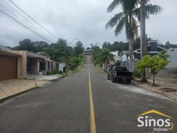 Terreno com 423,84m² 