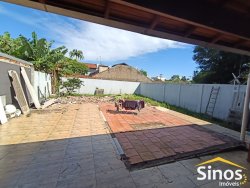 Casa com 03 dormitórios no bairro Rio dos Sinos 