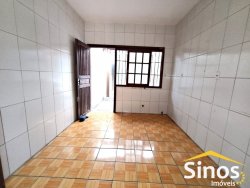 Casa com 02 dormitórios no bairro Campestre 