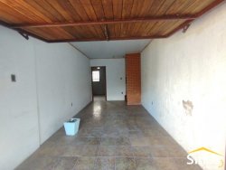 Casa de alvenaria com 04 dormitórios no bairro Canudos 