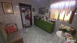 Casa com 02 dormitórios no bairro Primavera 