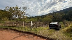 Sítio com 23.621,34m² no bairro Lomba Grande  
