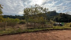 Sítio com 23.621,34m² no bairro Lomba Grande  