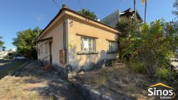 Terreno com casa antiga no bairro Canudos 