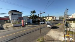Terreno com casa antiga no bairro Canudos 