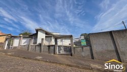 Casa com 03 dormitórios no Bairro Fazenda São Borja 