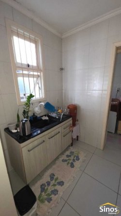 Casa com 03 dormitórios no Bairro Fazenda São Borja 