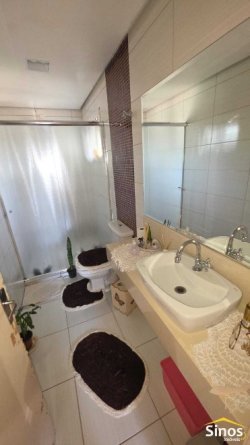 Casa com 03 dormitórios no Bairro Fazenda São Borja 