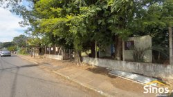 Terreno comercial de 855m² no bairro Canudos 