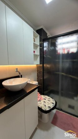 Apartamento com 02 dormitórios no Residencial Mauro Chika 