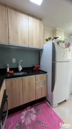 Apartamento com 02 dormitórios no Residencial Mauro Chika 