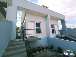 Casa com 02 dormitórios (1 suíte)  no bairro Lago Azul 