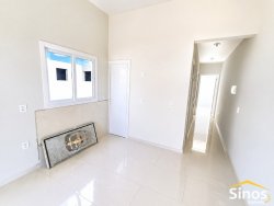 Casa com 02 dormitórios (1 suíte)  no bairro Lago Azul 